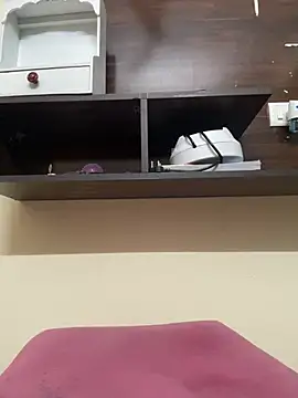 modelnishu online show from February 24, 2026, 2:29 pm