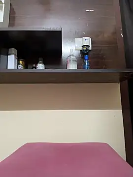 Snapshot of modelnishu chatting on March 3, 2026, 1:18 pm modelnishu online show from March 3, 2026, 1:18 pm