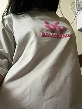 Snapshot of modelnishu chatting on March 22, 2026, 2:40 pm modelnishu online show from March 22, 2026, 2:40 pm