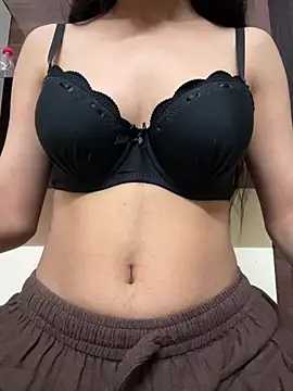 Snapshot of modelnishu chatting on April 13, 2026, 1:15 pm modelnishu online show from April 13, 2026, 1:15 pm