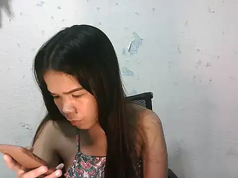 Snapshot of flawless_yue chatting on April 18, 2026, 7:58 pm flawless yue online show from April 18, 2026, 7:58 pm