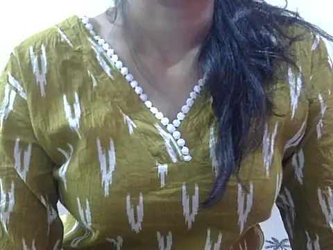 Snapshot of SONIYA_47 chatting on April 19, 2026, 6:21 pm SONIYA 47 online show from April 19, 2026, 6:21 pm