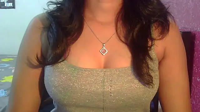 Snapshot of SONIYA_47 chatting on May 6, 2026, 4:55 pm SONIYA 47 online show from May 6, 2026, 4:55 pm