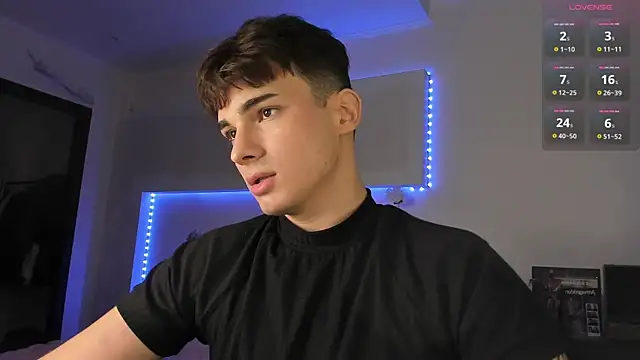 Snapshot of mystic_evan chatting on March 26, 2026, 7:56 pm mystic evan online show from March 26, 2026, 7:56 pm