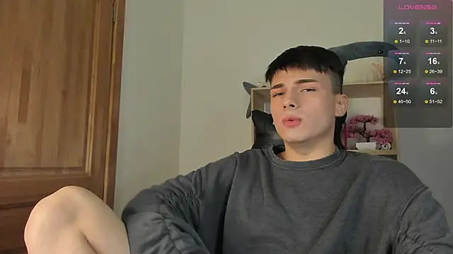 Snapshot of mystic_evan chatting on November 13, 2025, 6:50 am mystic evan online show from November 13, 2025, 6:50 am