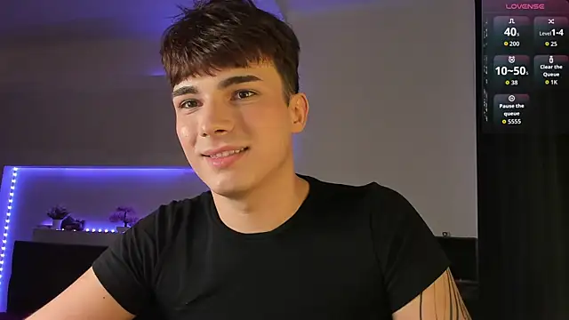 Snapshot of mystic_evan chatting on April 6, 2026, 9:16 pm mystic evan online show from April 6, 2026, 9:16 pm