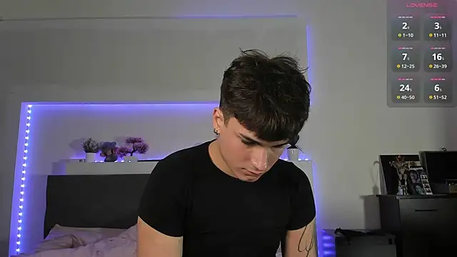 Snapshot of mystic_evan chatting on March 25, 2026, 9:14 pm mystic evan online show from March 25, 2026, 9:14 pm