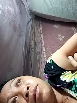 Snapshot of Mamapm20 chatting on September 22, 2025, 9:32 pm Mamapm20 online show from September 22, 2025, 9:32 pm