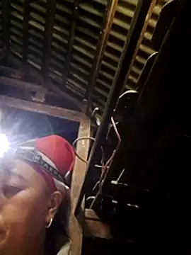 Snapshot of Mamapm20 chatting on October 28, 2025, 7:29 am Mamapm20 online show from October 28, 2025, 7:29 am