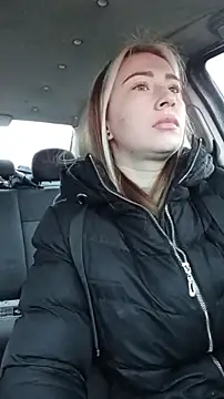 Snapshot of Reina_Cummings chatting on December 16, 2025, 6:06 am Reina Cummings online show from December 16, 2025, 6:06 am