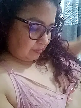 ladytropical1 online show from March 8, 2026, 1:33 am