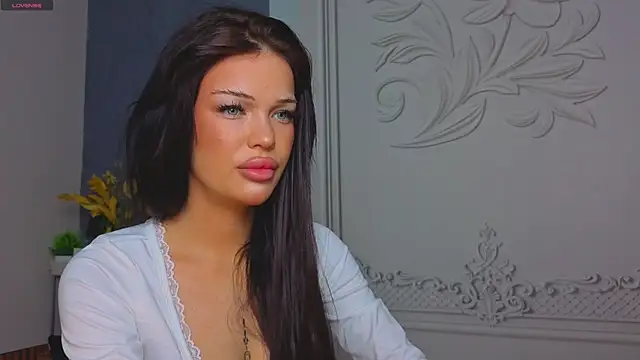 Snapshot of Katrinafoxxx chatting on November 25, 2025, 2:39 pm Katrinafoxxx online show from November 25, 2025, 2:39 pm