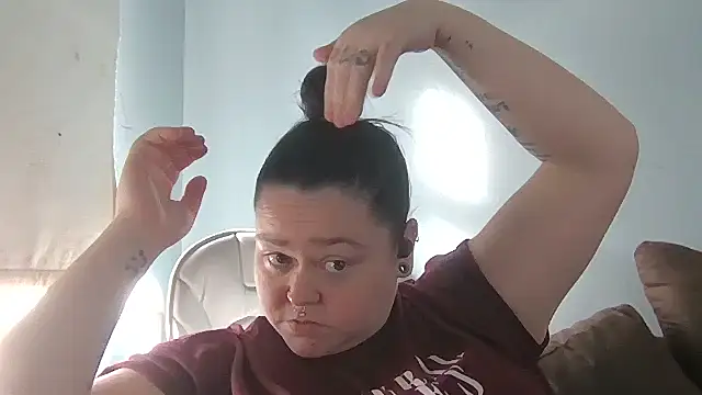 CurvyAlaya online show from March 10, 2026, 1:59 pm