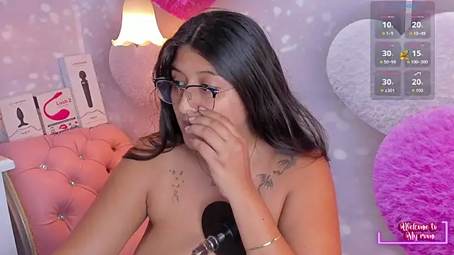 megann  up online show from September 26, 2025, 3:35 am