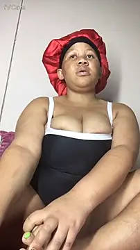 Yellowriider online show from October 12, 2025, 8:21 pm