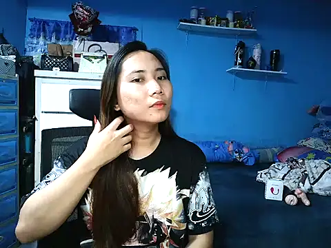 Snapshot of Yourdream07mixcey chatting on February 6, 2026, 10:11 am Yourdream07mixcey online show from February 6, 2026, 10:11 am