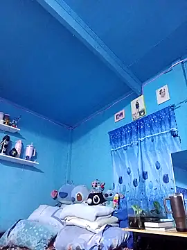 Snapshot of Yourdream07mixcey chatting on April 23, 2026, 10:22 am Yourdream07mixcey online show from April 23, 2026, 10:22 am