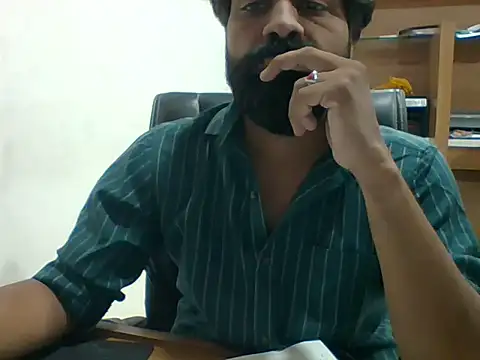 Snapshot of autophile-indian chatting on June 19, 2026, 6:08 am autophile-indian online show from June 19, 2026, 6:08 am