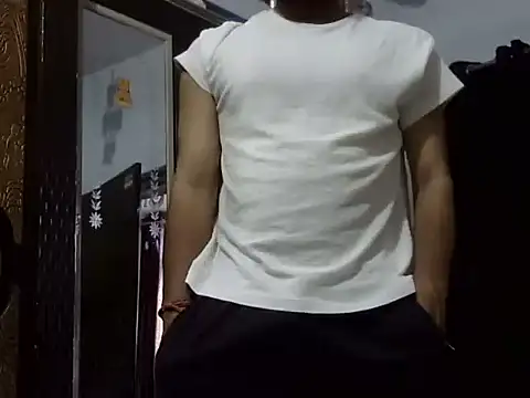 Snapshot of autophile-indian chatting on September 28, 2025, 5:14 am autophile-indian online show from September 28, 2025, 5:14 am