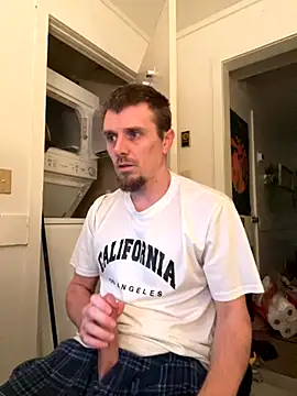 Snapshot of alwayshorny90 chatting on November 5, 2025, 2:58 am alwayshorny90 online show from November 5, 2025, 2:58 am