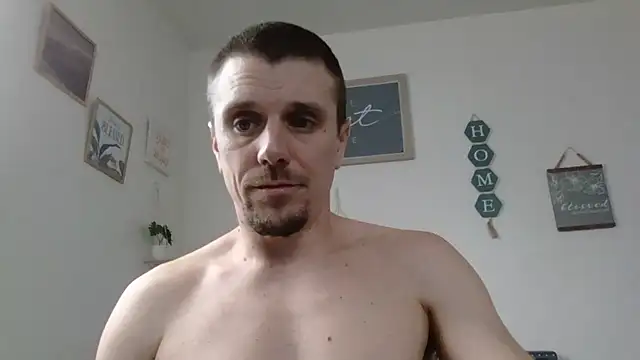 Snapshot of alwayshorny90 chatting on September 29, 2025, 3:28 pm alwayshorny90 online show from September 29, 2025, 3:28 pm