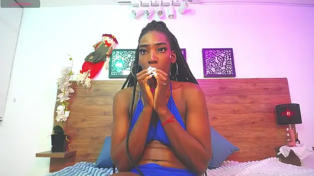 AlexandraCambell online show from October 17, 2025, 12:14 am