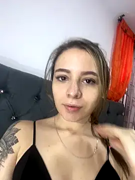 Snapshot of karla-thomsom10 chatting on September 11, 2025, 10:21 pm karla-thomsom10 online show from September 11, 2025, 10:21 pm