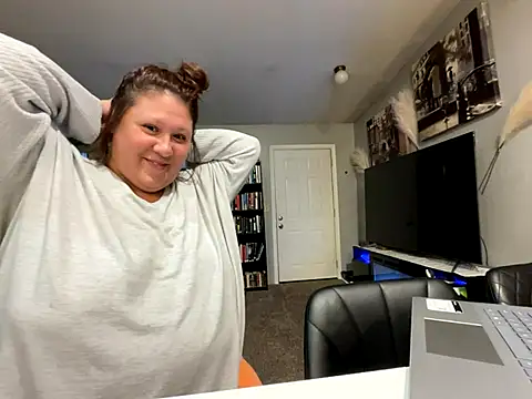 Snapshot of JizzyJazzunleashed chatting on September 13, 2025, 2:33 am JizzyJazzunleashed online show from September 13, 2025, 2:33 am