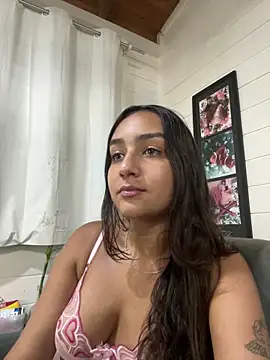 Snapshot of hannahhotwife chatting on March 20, 2026, 7:26 pm hannahhotwife online show from March 20, 2026, 7:26 pm