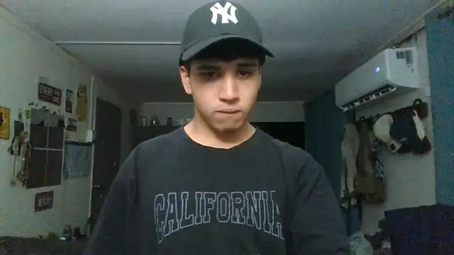 angxhot online show from May 22, 2026, 3:48 am