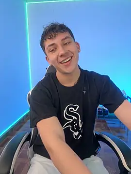 Casper   kyy online show from September 19, 2025, 6:01 pm