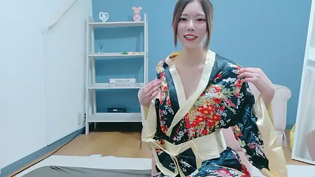 Snapshot of Reto-sama chatting on January 12, 2026, 1:40 pm Reto-sama online show from January 12, 2026, 1:40 pm