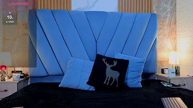 Snapshot of angel__red_ chatting on September 13, 2025, 2:00 am angel red online show from September 13, 2025, 2:00 am