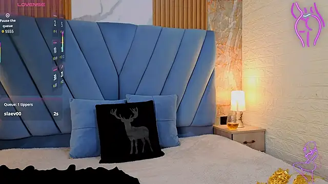 Snapshot of angel__red_ chatting on September 21, 2025, 3:11 am angel red online show from September 21, 2025, 3:11 am