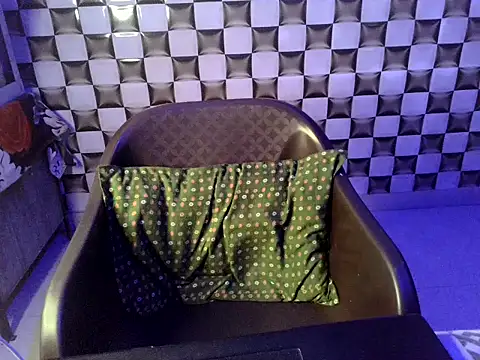 Beautiful ladki online show from October 11, 2025, 7:15 pm