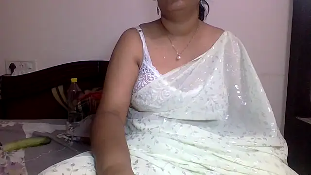 Snapshot of anu-anu2002 chatting on May 15, 2026, 8:18 pm anu-anu2002 online show from May 15, 2026, 8:18 pm