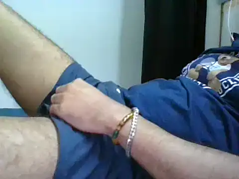 Snapshot of 7_INCH_MONSTER chatting on April 5, 2026, 9:27 am 7 INCH MONSTER online show from April 5, 2026, 9:27 am