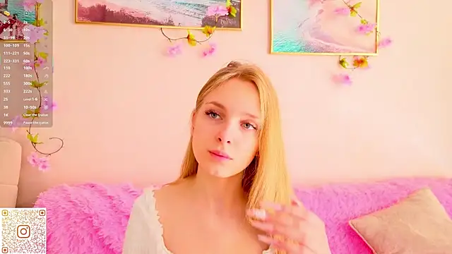 CindyGreen online show from October 12, 2025, 6:48 am