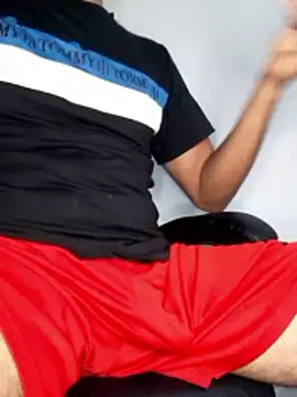 Snapshot of Bosssweet22cm chatting on February 26, 2026, 3:12 pm Bosssweet22cm online show from February 26, 2026, 3:12 pm