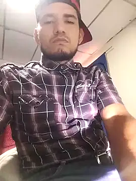 Snapshot of Bosssweet22cm chatting on October 28, 2025, 2:49 pm Bosssweet22cm online show from October 28, 2025, 2:49 pm