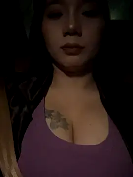 Dujuan-d online show from October 13, 2025, 11:34 am