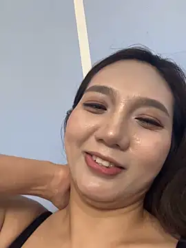 Dujuan-d online show from September 24, 2025, 3:51 pm