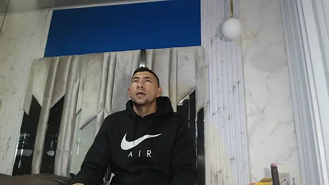 Snapshot of Morganandmegan chatting on November 14, 2025, 11:14 am Morganandmegan online show from November 14, 2025, 11:14 am