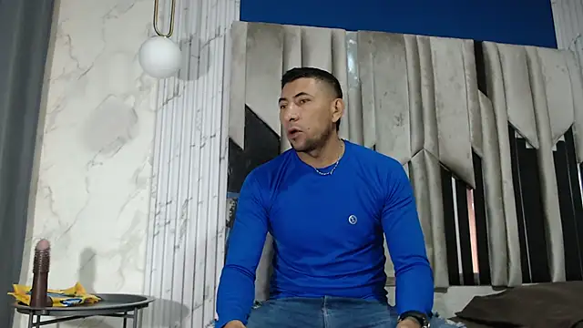 Snapshot of Morganandmegan chatting on November 5, 2025, 11:13 am Morganandmegan online show from November 5, 2025, 11:13 am