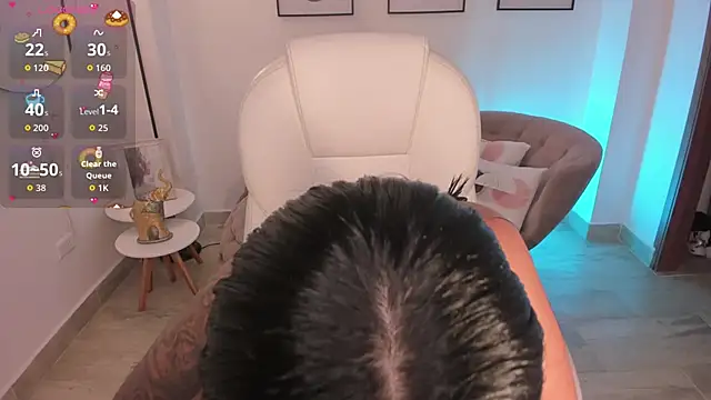 Snapshot of Beverly_johnson chatting on September 24, 2025, 3:24 am Beverly johnson online show from September 24, 2025, 3:24 am