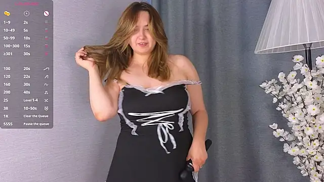 LucilleMcBride online show from September 18, 2025, 1:25 pm