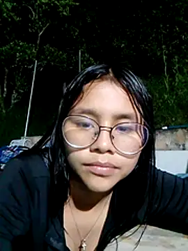 Snapshot of SofieLove_01 chatting on March 7, 2026, 7:26 am SofieLove 01 online show from March 7, 2026, 7:26 am