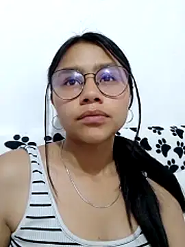 Snapshot of SofieLove_01 chatting on April 5, 2026, 8:37 pm SofieLove 01 online show from April 5, 2026, 8:37 pm