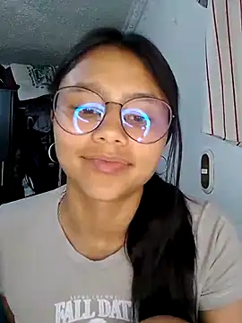 Snapshot of SofieLove_01 chatting on March 13, 2026, 9:20 pm SofieLove 01 online show from March 13, 2026, 9:20 pm