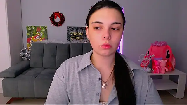 queenofthesense  online show from November 25, 2025, 6:03 am